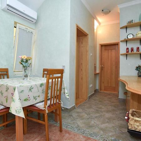 Comfort Inn Old Town Будва Экстерьер фото