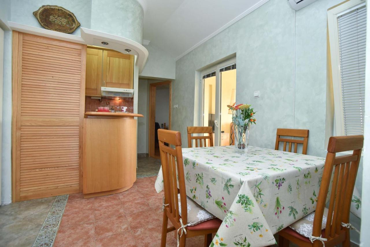 Comfort Inn Old Town Будва Экстерьер фото